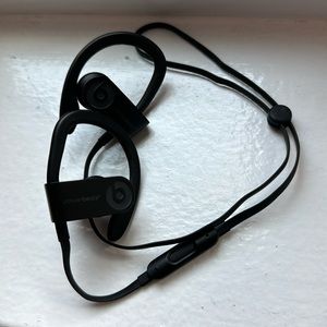Powerbeats3